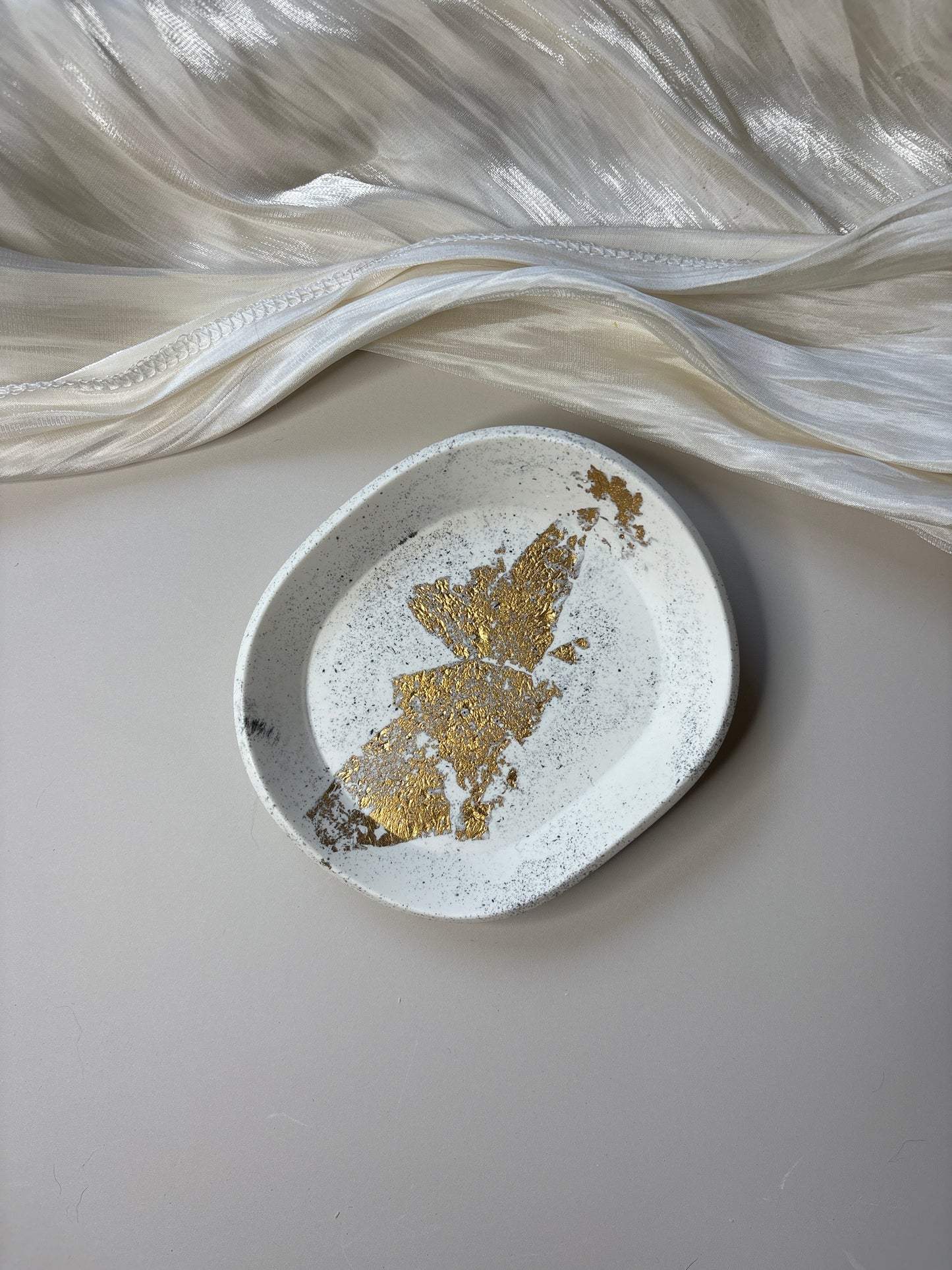 Small Oval Gold Leaf Dish