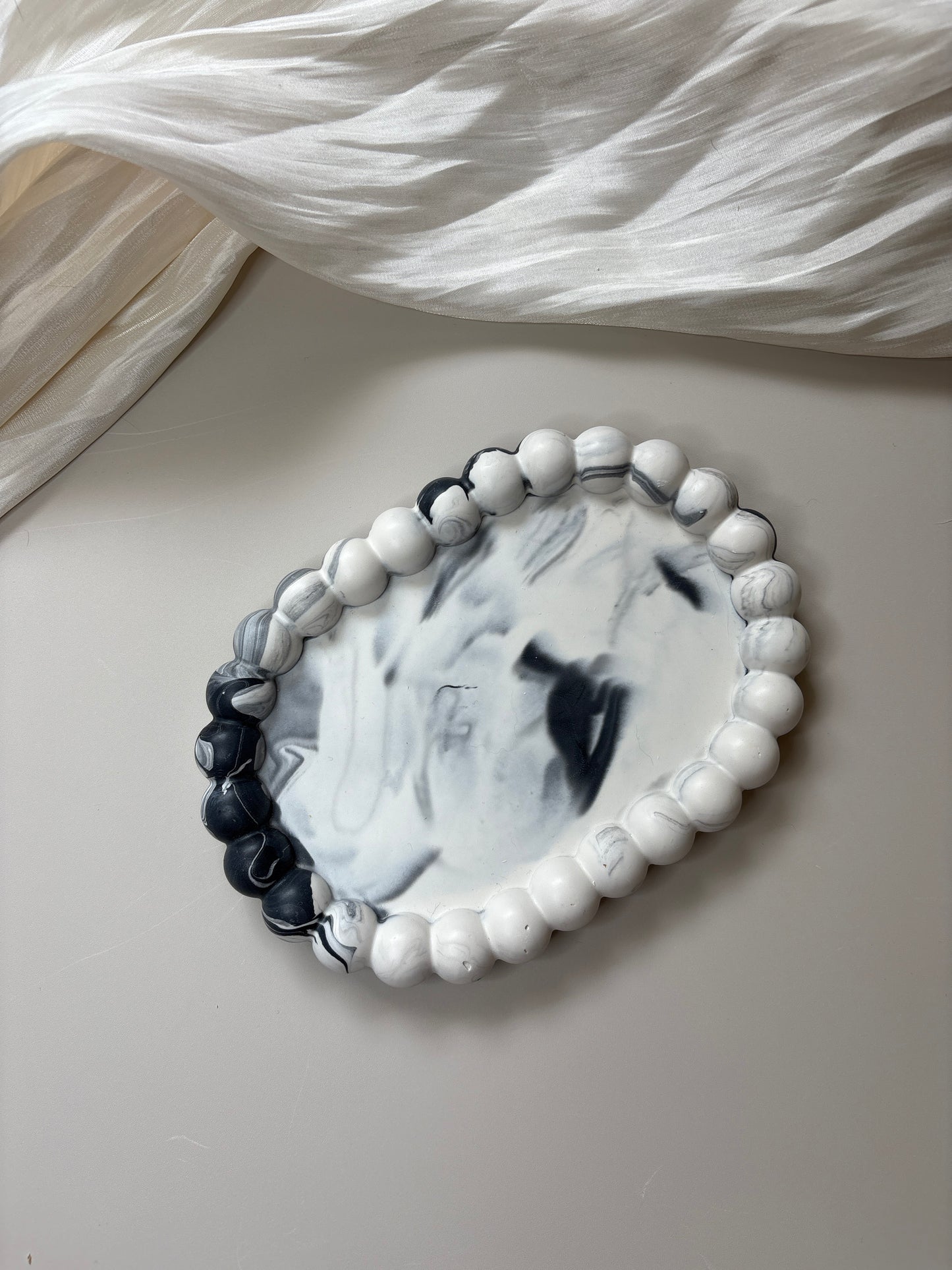 Black & White Marble Bubble Trinket Tray