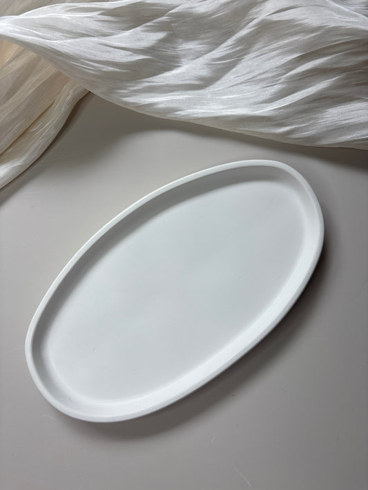 White Curve Trinket Tray (imperfect)