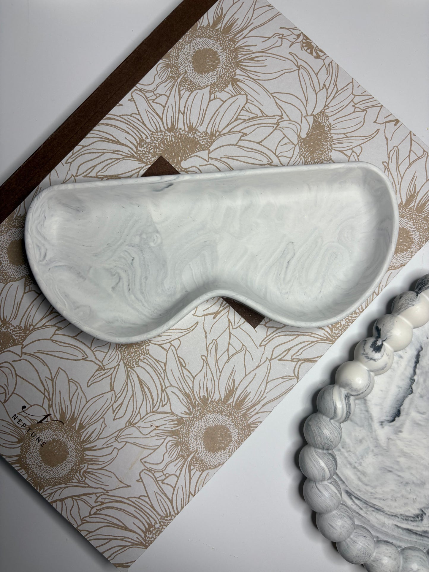 Grey Marble Round Glasses Holder